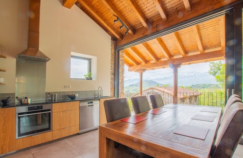Santianes de Ola Haus | Views of the Picos de Europa in a house designed for all seasons