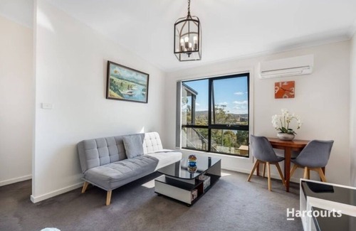 Primrose Sands Wohnung | VIEWS ON FALCON : Perfect for couples or solo travellers