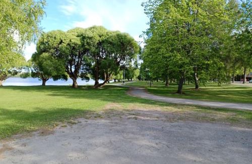 Varkaus Wohnung | Viihtyisä kaksio torin laidalla 1-4 hengelle