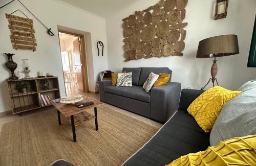 Moura Haus | Vila Sal-Moura DiscoverAlentejo