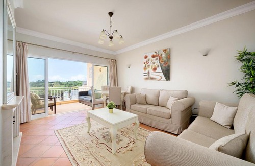 Vale do Garrao Wohnung | Vilas Alvas -2 Bedroom Condo Vale do Lobo near the beach