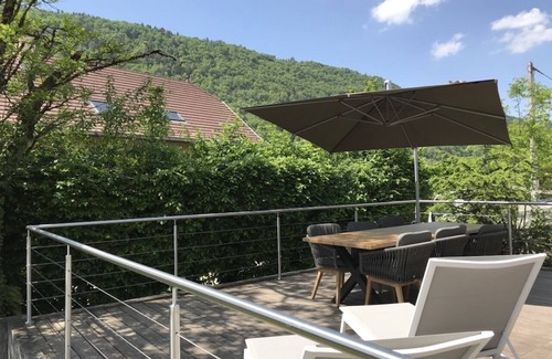 Sevrier Haus | Villa 200 m vom See von Annecy mit Terrasse und Parkplatz