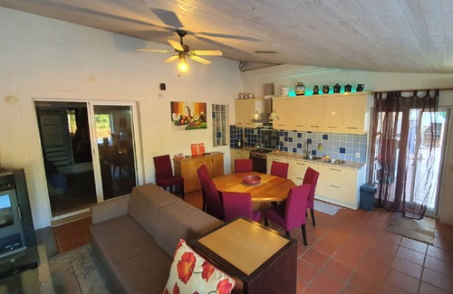 Mato Serrao Villa | Villa 300m zum Meer für bis zu 19 Personen mit Beachvolleyball-Platz und Billard