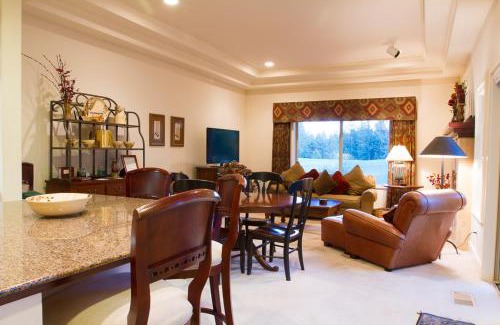 Broken Top Haus | Villa #5 at Broken Top