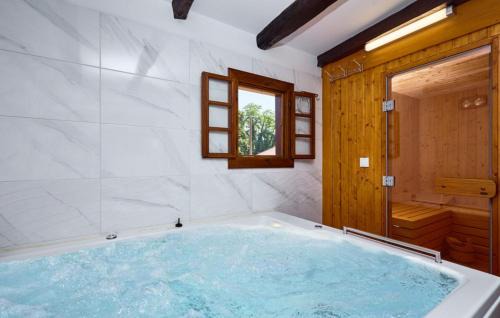 Sisak Villa | Villa 77 by Villas Guide