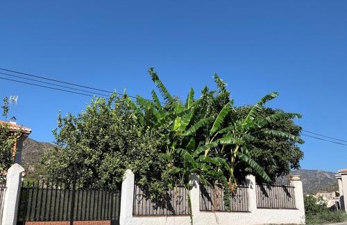 Guajar Faraguit Haus | Villa Alborada con Piscina