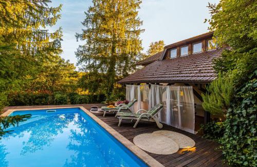 Duga Resa Villa | Villa Art Vita - Private Pool, Sauna & River Access