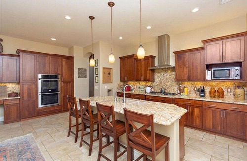 Thousand Palms Villa | Villa Barhi - A Mediterranean Palazzo - Close to Acrisure Arena