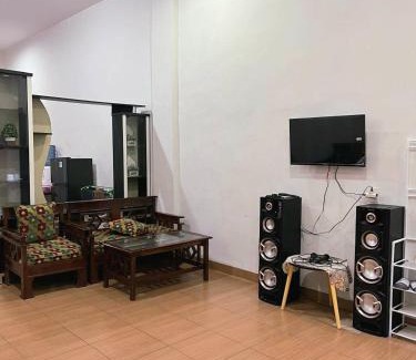 Berastagi Villa | VILLA BUKIT MAS 4 KAMAR BERASTAGI SEBRANG MIKIE Funland