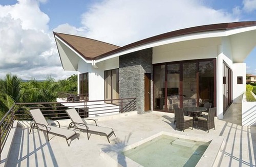 Junquillal Villa | Villa Cala Honda, Private Beachfront Escape