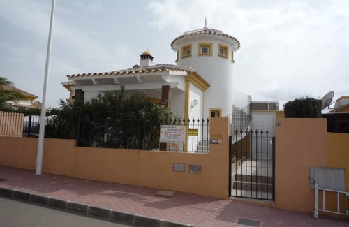 Mazarron Villa | Villa 'Capricho' mit Bergblick, Pool und WLAN
