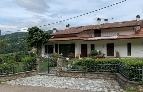 Castiglione dei Pepoli Villa | Villa 'Casa Di Eli E Matte' mit Bergblick, privatem Garten und Wi-Fi