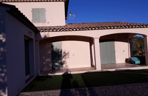 Cabasse Villa | Villa Centre var au Milieu des Vignes 1 h de st Tropez et du Verdon