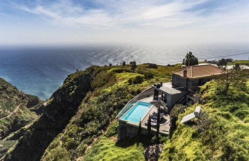 Prazeres Haus | Villa Clementina | Klippen & Meer | Beheizter Pool 28ºC