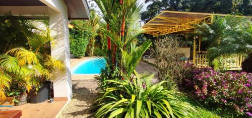 Nuevo Arenal Haus | Villa Colibri at LakeGardens