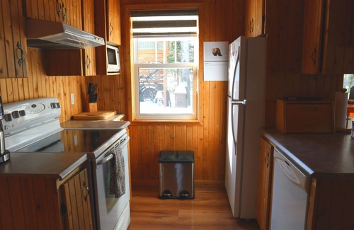 Saint-Simon Skihütte | Villa De L'Épervier, Watherfront. Zwischen Meer und Bergen. Private heiße Röhre.