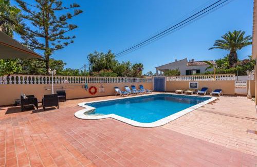 Lagoa e Carvoeiro Haus | Villa das Nogueiras