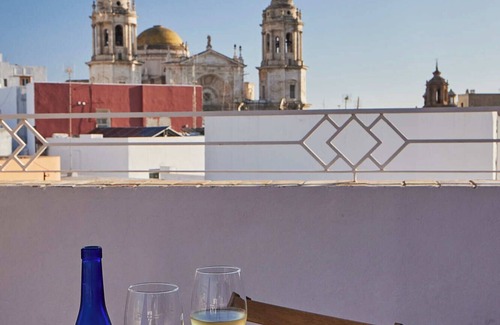 Old Town Haus | Villa de Andas, in Cadiz since 1585