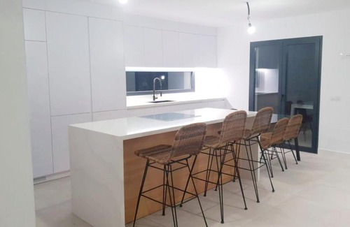 La Linea de la Concepcion Villa | Villa de Lujo en Santa Margarita