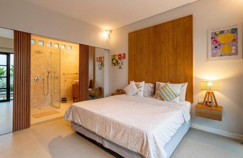 Nakula Villa | Villa Elea - Bright & Modern 2BR Villa in Seminyak with Private Pool and Sunset Rooftop