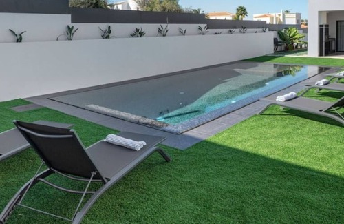 Montes de Alvor Villa | Villa Emma - Luxus 5 Schlafzimmer Villa Alvor Pool und Jacuzzi
