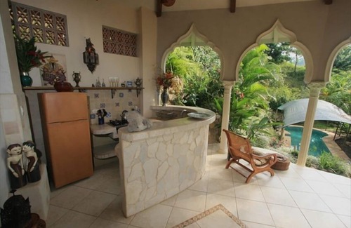Uvita Villa | Villa für 2 Eingebettet in Tropical Paradise, 51 Ft Pool