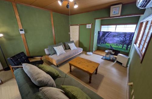 Omihachiman Haus | Villa Hachiman-gai ヴィラ八幡街