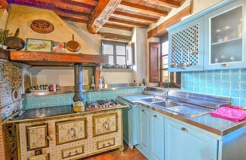 Piosina Villa | Villa Illiria: Eine prächtige historische Villa auf drei Etagen.