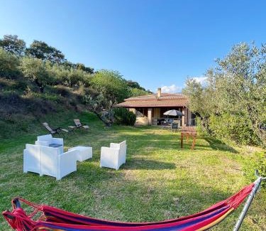 Feroleto Antico Haus | VILLA in 8 ettari di campagna, a 20' dal mare