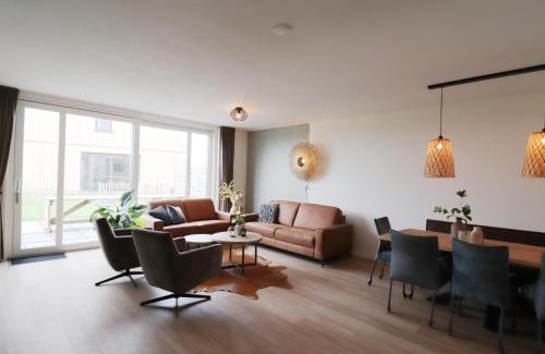 Leons Haus | Villa in Leons with Sloop Rentals