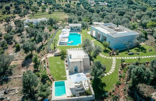 Ostuni Villa | Villa in Ostuni with 10 bedrooms sleeps 24