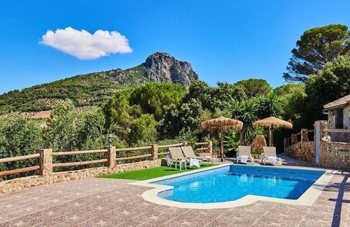 El Gastor Villa | Villa Jael El Gastor by Ruralidays