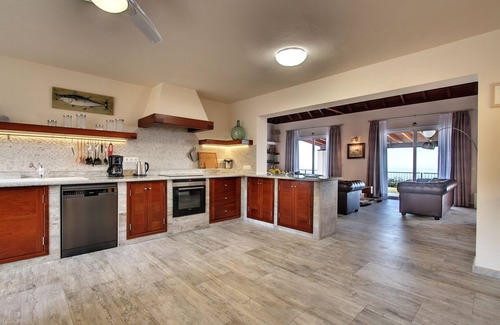 Tajuya Villa | Villa Javier La Palma