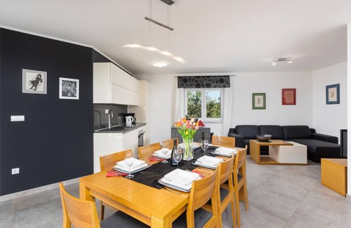 Krnica Villa | Villa Krnica - Vier Schlafzimmer Villa, Schläft 9