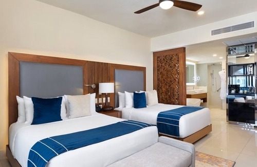 San Jose del Cabo Resort | VILLA LA VALENCIA BEACH RESORT AND SPA- LUXURY 1- BEDROOM OCEAN VIEW