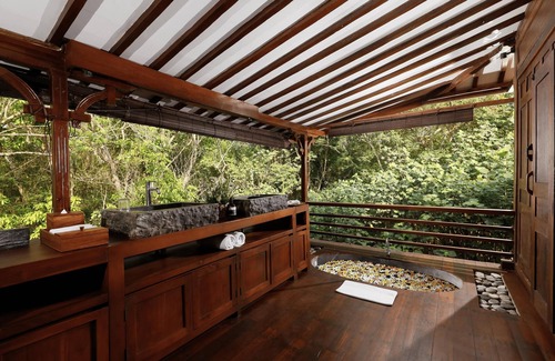 Tegal Mengkeb Villa | Villa Leona by Nakula