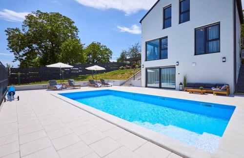 Severin Villa | Villa M.I.L.A. by Villas Guide