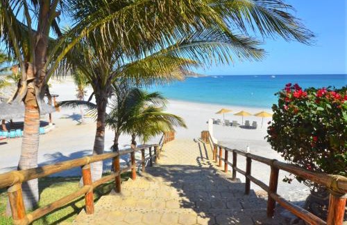 Ensenada Los Muertos Villa | Villa Marlin by Cabo Villas