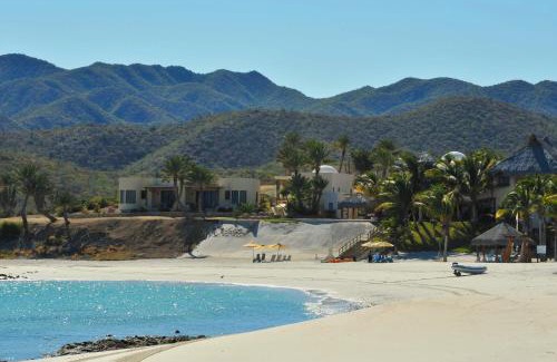 Ensenada Los Muertos Villa | Villa Marlin by Cabo Villas