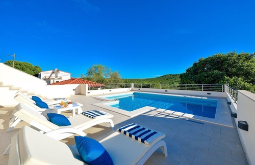 Unesic Villa | Villa Mendula mit Pool und Sauna