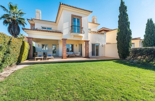 Vila Nova De Cacela Villa | Villa Monte Rei 8 - Drei Schlafzimmer Villa, Schläft 6