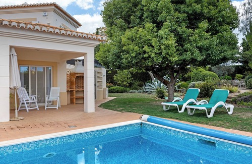 Estombar Villa | Villa 'Moradia 170' mit privatem Pool, Balkon und WLAN