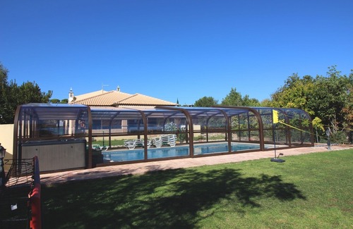 Apra Villa | Villa Natura - Ferienwohnung für Familien und Freunde