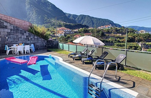 Ponta Delgada Haus | Villa North Sea - Drei Schlafzimmer Haus, Schläft 6