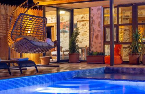 Bezirgan Villa | Villa Nostalji Kalkan Bezirgan'da Havuzlu Villa