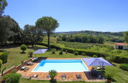 Peccioli Villa | Villa Orsini Peccioli - Villa storica ad uso esclusivo con piscina