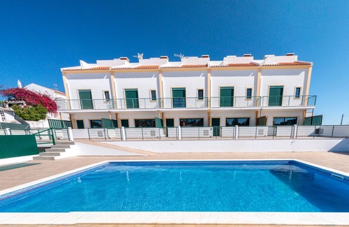 Retur Haus | Villa Pêonia- AL (offizielle lokale Unterkunft)