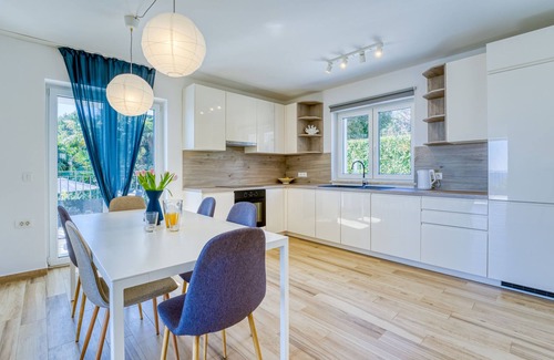 Opric Wohnung | Villa Palma by Interhome