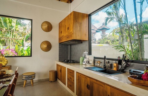 Ubud City-Centre Haus | Villa Panthea Ubud Bali Luxury villa with jungle view