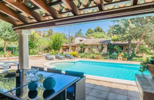 El Vila Villa | Villa Papalaia